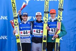 Foto für Österreichischer Sieg im Skisprung SGP in Hinzenbach
